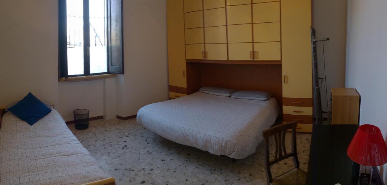 VaLletta Fiorita Rome Bagian luar foto